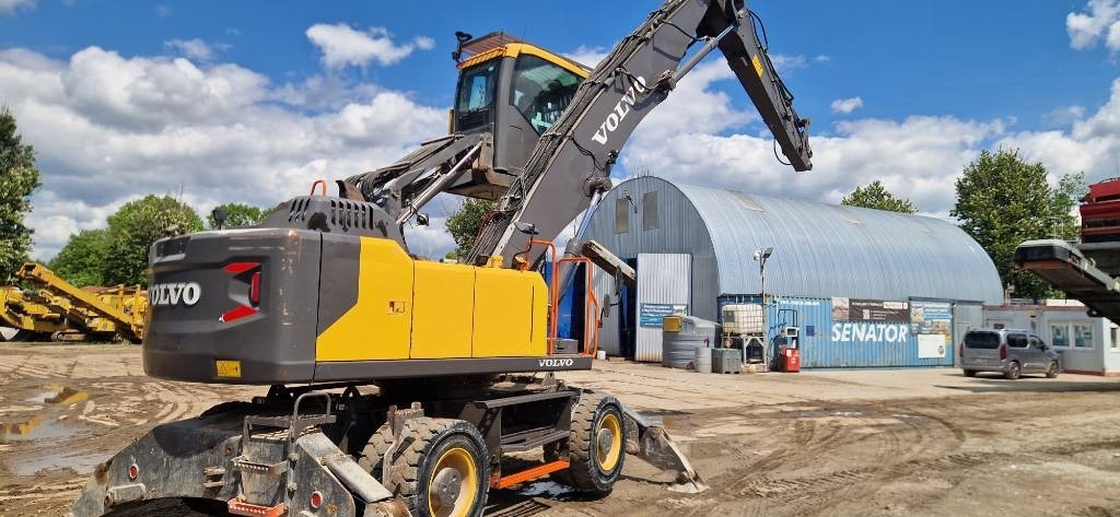 Volvo EW 240 E MH - Manipulador de materiales: foto 4 Volvo EW 240 E MH - Manipulador de materiales: foto 4