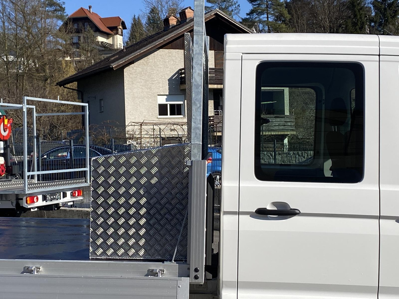 MAN TGE 3.180 DOKA 1+6 3640MM | OFFENE PRITSCHE + ALU KOFFER AUF DER PRITSCHE - Furgoneta caja abierta: foto 5 MAN TGE 3.180 DOKA 1+6 3640MM | OFFENE PRITSCHE + ALU KOFFER AUF DER PRITSCHE - Furgoneta caja abierta: foto 5