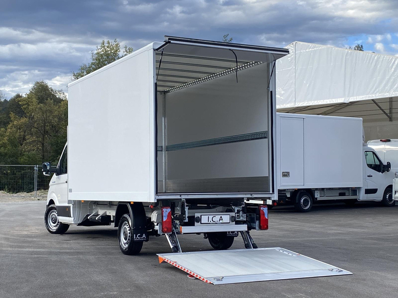 Furgoneta caja cerrada nuevo MAN TGE 3.180 RS4490 1+2, 180PS, 2.0L | ALU-BOX 4200mm + LADERAMPE: foto 7 Furgoneta caja cerrada nuevo MAN TGE 3.180 RS4490 1+2, 180PS, 2.0L | ALU-BOX 4200mm + LADERAMPE: foto 7