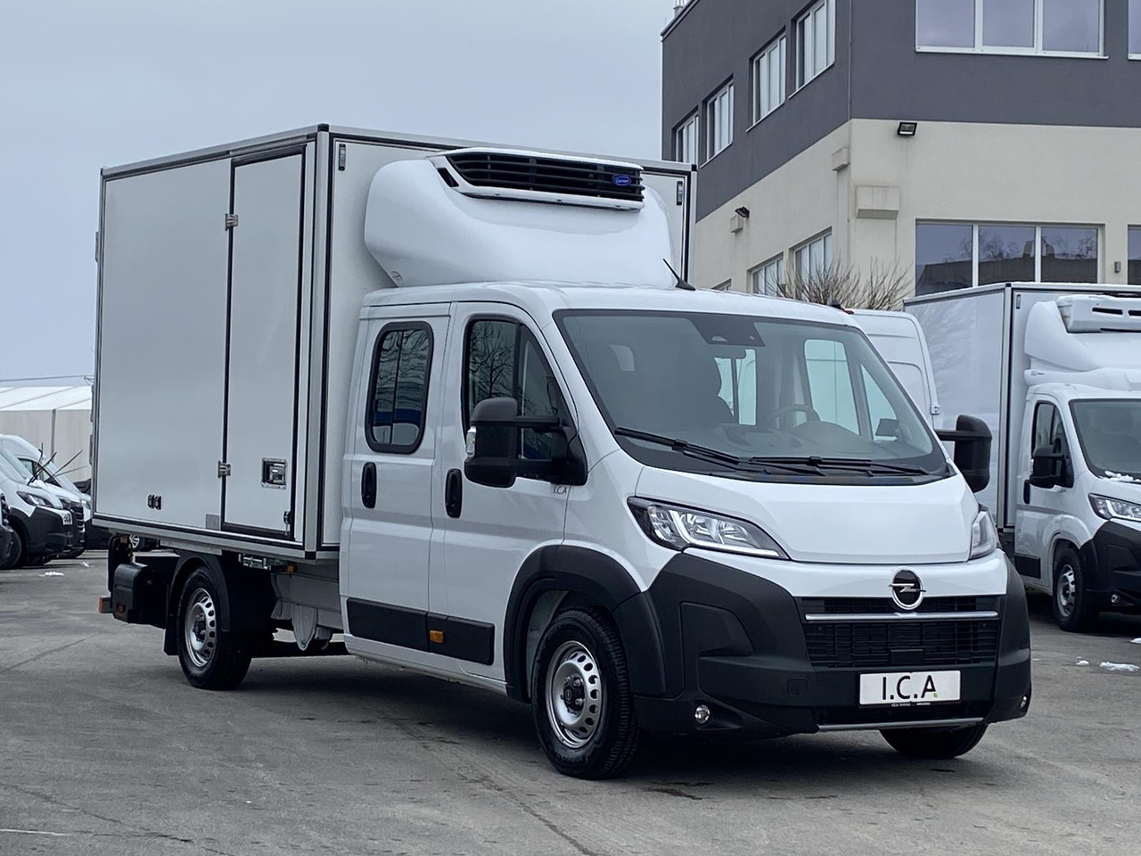 OPEL MOVANO 1+6 DOKA 140PS | KÜHLKOFFER + LADERAMPE - Furgoneta frigorifica: foto 2 OPEL MOVANO 1+6 DOKA 140PS | KÜHLKOFFER + LADERAMPE - Furgoneta frigorifica: foto 2