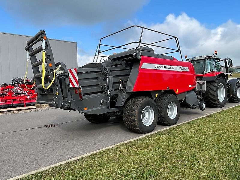 Massey Ferguson MF 2234 XDTC mit Schneidwerk "NEW" - Empacadora de pacas cuadradas: foto 3 Massey Ferguson MF 2234 XDTC mit Schneidwerk "NEW" - Empacadora de pacas cuadradas: foto 3