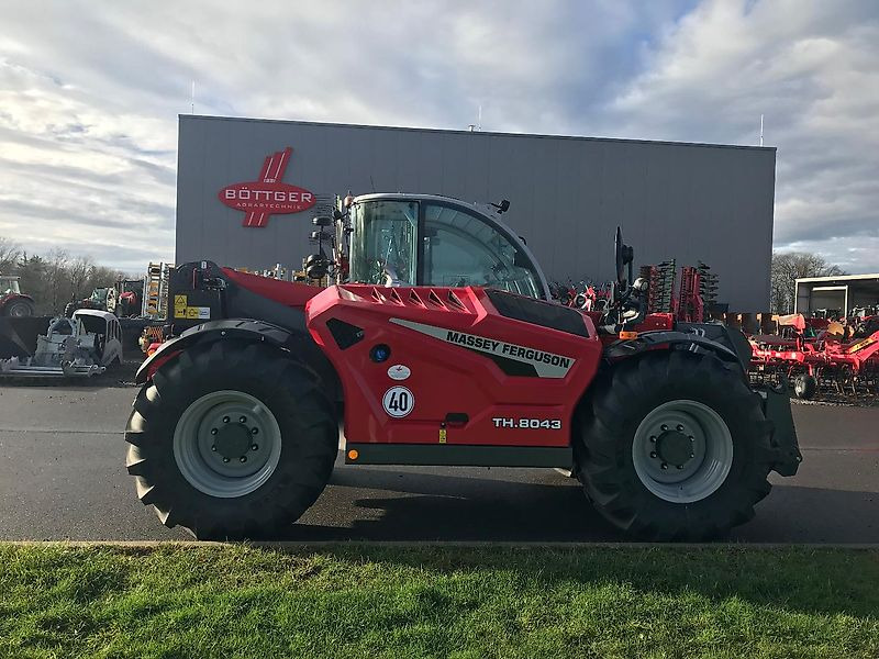 Massey Ferguson MF TH 8043 Exclusive - Manipulador telescópico: foto 5 Massey Ferguson MF TH 8043 Exclusive - Manipulador telescópico: foto 5