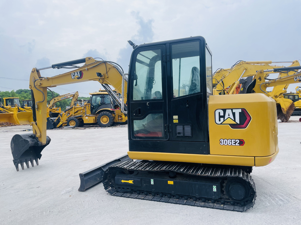 Caterpillar 306 Used Excavator 306E 306E2 6 Ton Mini Excavator Doosan DH55 DH60 DX60 Hyundai 60 High Quality Excavators on Sale - Miniexcavadora: foto 1 Caterpillar 306 Used Excavator 306E 306E2 6 Ton Mini Excavator Doosan DH55 DH60 DX60 Hyundai 60 High Quality Excavators on Sale - Miniexcavadora: foto 1
