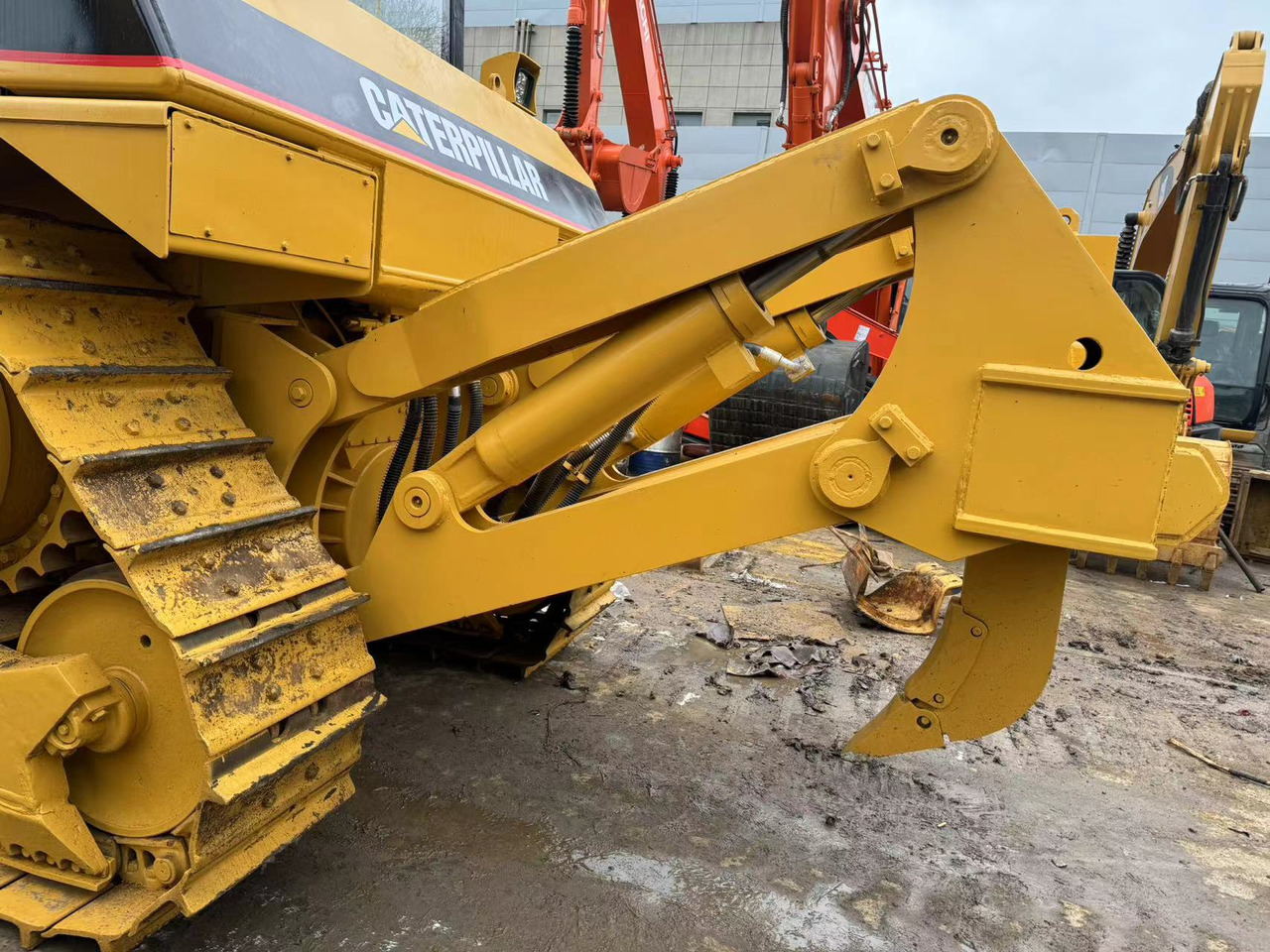 Caterpillar CAT D8R D8T D7H D7R D7G D7R D7E Used Bulldozer in Excellent Work Condition for Slae - Bulldozer: foto 3 Caterpillar CAT D8R D8T D7H D7R D7G D7R D7E Used Bulldozer in Excellent Work Condition for Slae - Bulldozer: foto 3