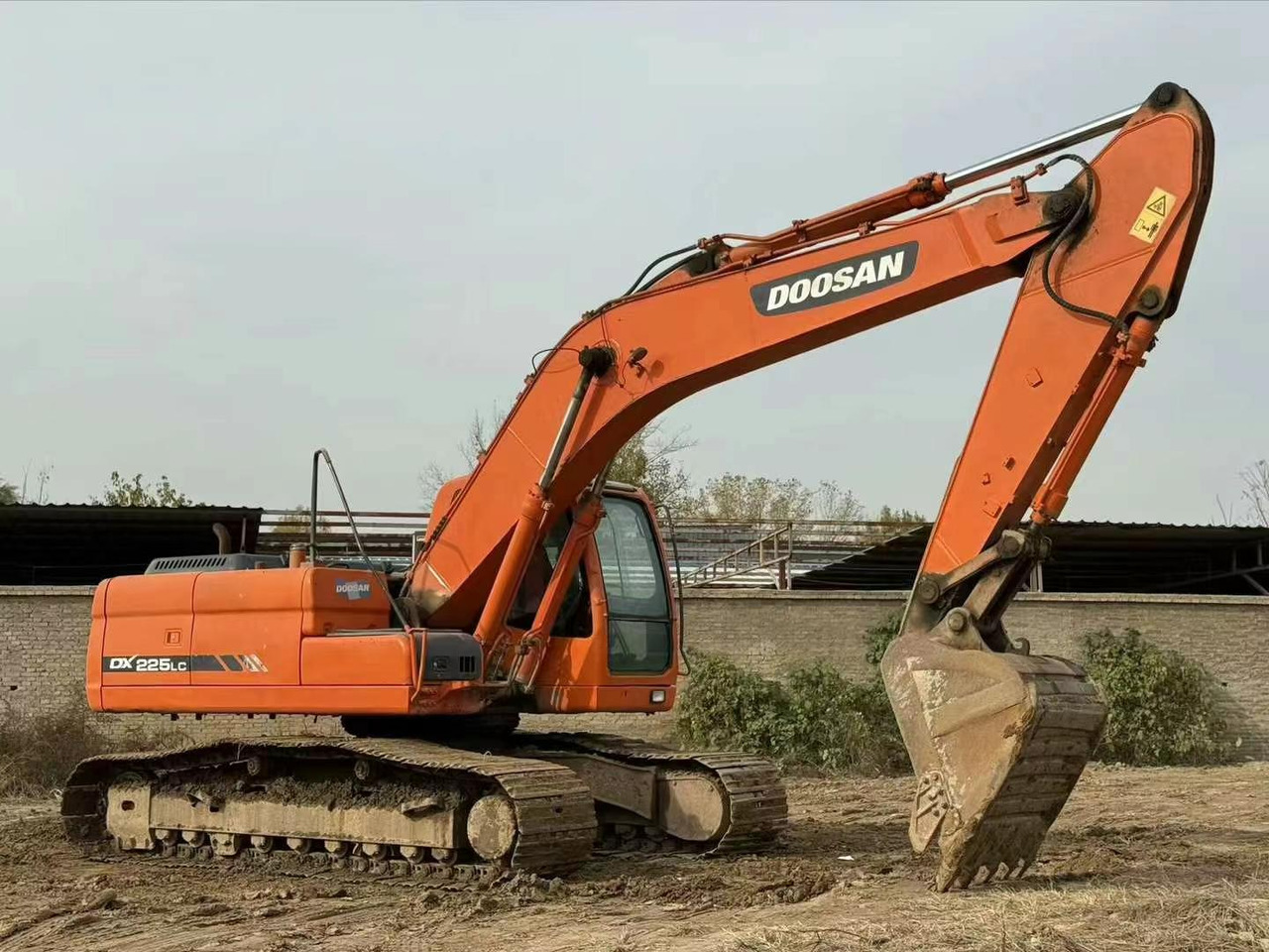 Excavadora de cadenas Doosan Used Excavator 225 DX225 DX300 DH150 DX300 DX420 DX520 for Sale: foto 6