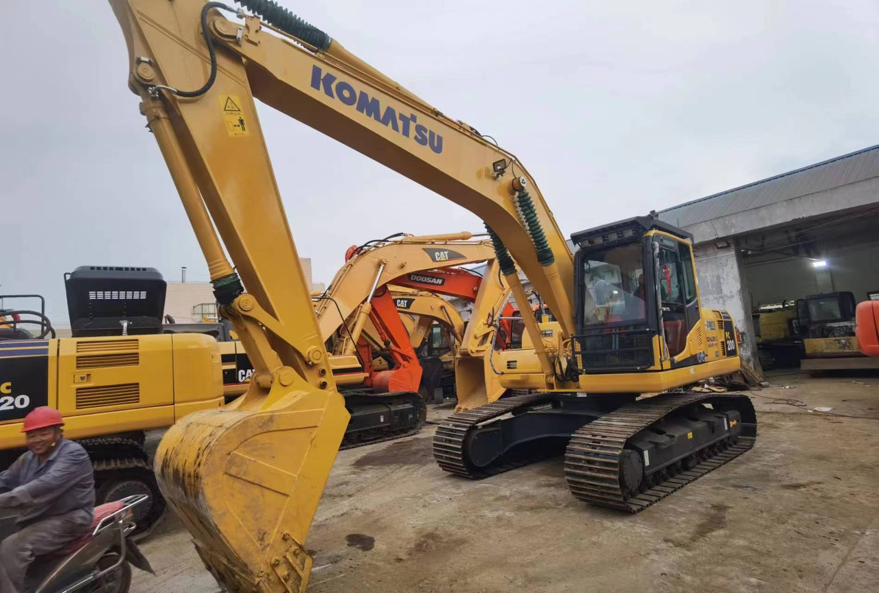 Excavadora de cadenas Komatsu PC200 PC210 PC220 Used Excavator Crawler Hydraulic High Quality Secondhand Excavator for Sale: foto 6
