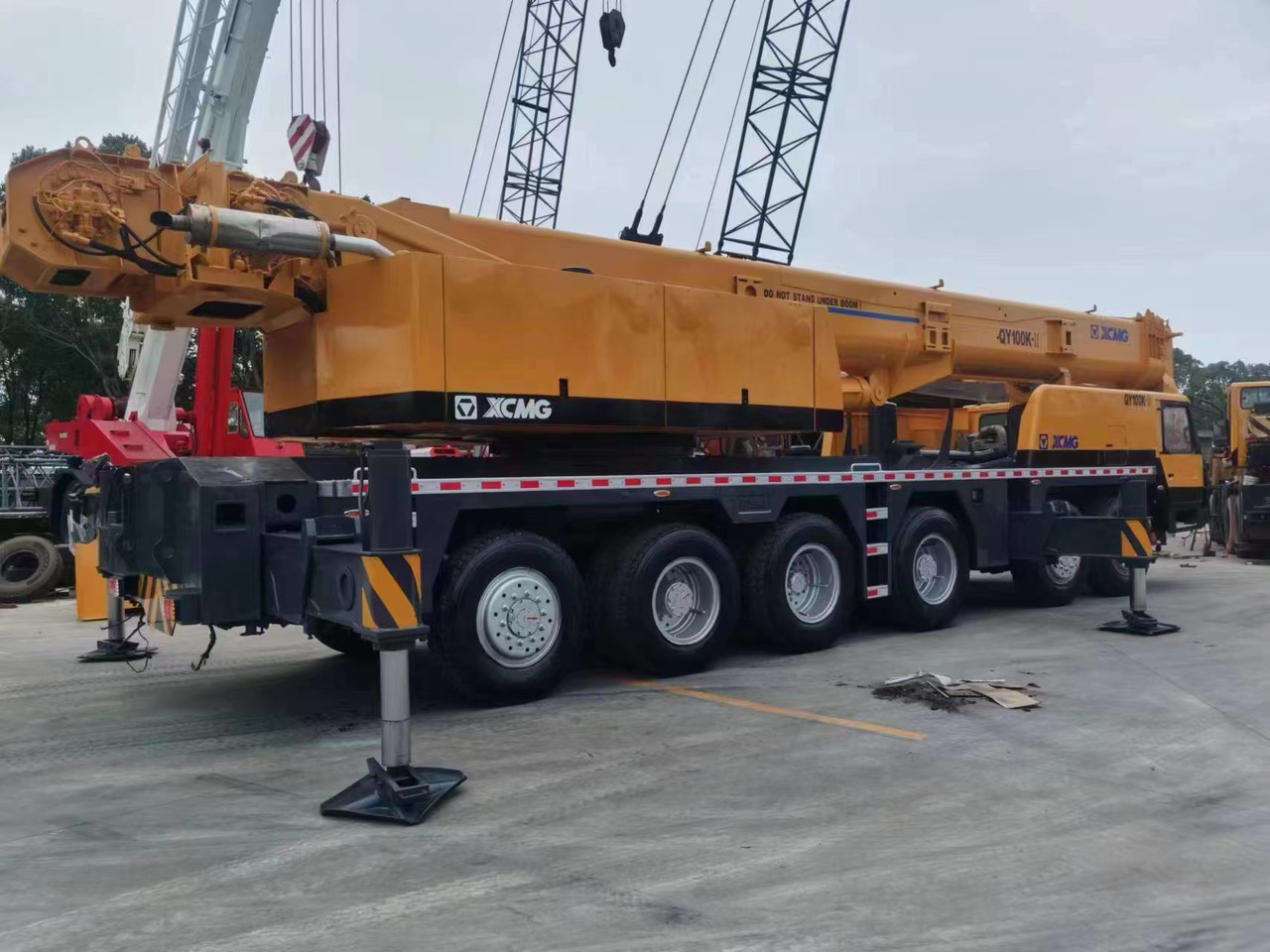 Autogrúa XCMG Truck Crane XCMG QY100K QY100K-II Telescopic Boom 100 Ton in Hight Quality for Sale: foto 12 Autogrúa XCMG Truck Crane XCMG QY100K QY100K-II Telescopic Boom 100 Ton in Hight Quality for Sale: foto 12