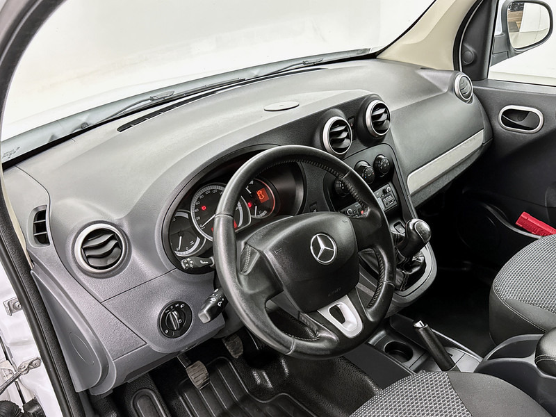 Mercedes-Benz Citan 109 CDI L2 Business Ambition Lichtmetalen velgen Cruise Control Parkeersensoren - Furgoneta pequeña: foto 4 Mercedes-Benz Citan 109 CDI L2 Business Ambition Lichtmetalen velgen Cruise Control Parkeersensoren - Furgoneta pequeña: foto 4