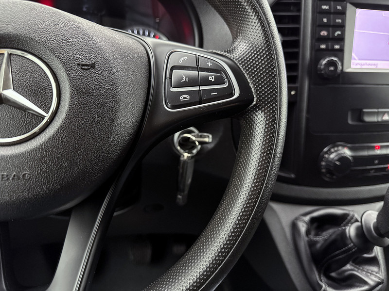 Furgoneta pequeña Mercedes-Benz Vito 109 CDI Functional Lang Marge Navigatie Achteruitrijcamera Trekhaak Parkeersensoren: foto 14 Furgoneta pequeña Mercedes-Benz Vito 109 CDI Functional Lang Marge Navigatie Achteruitrijcamera Trekhaak Parkeersensoren: foto 14