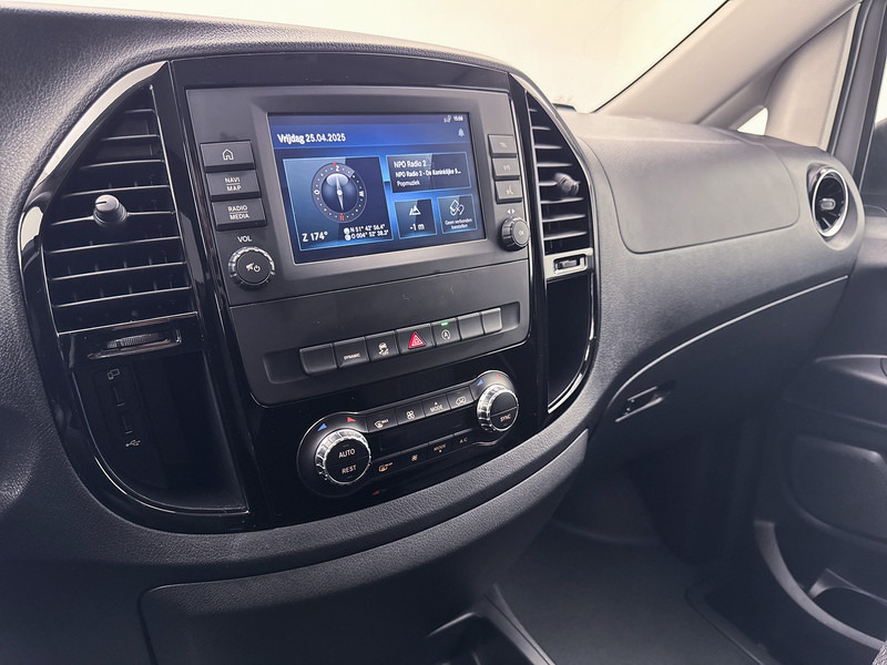 Furgoneta pequeña Mercedes-Benz Vito 114 CDI Lang Dubbele Schuifdeur 9G Automaat Trekhaak LED Betimmering Cruise Control: foto 7