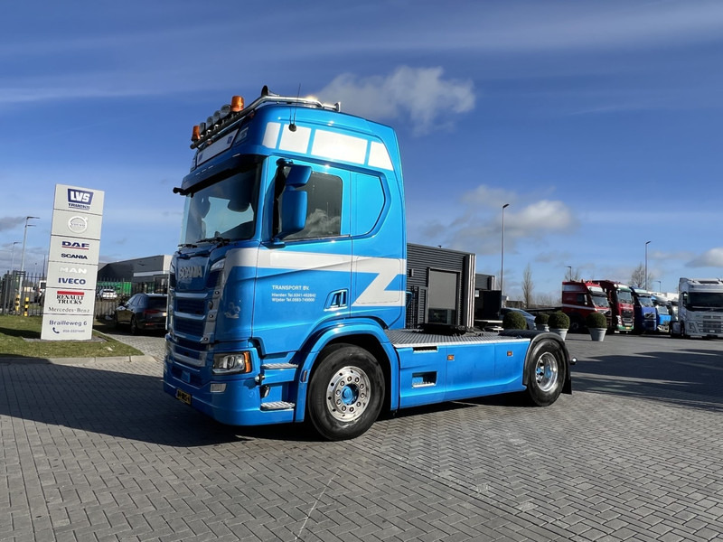 Scania R450 NGS 4x2 Trekker PTO-Prep. / LED - Cabeza tractora: foto 1 Scania R450 NGS 4x2 Trekker PTO-Prep. / LED - Cabeza tractora: foto 1