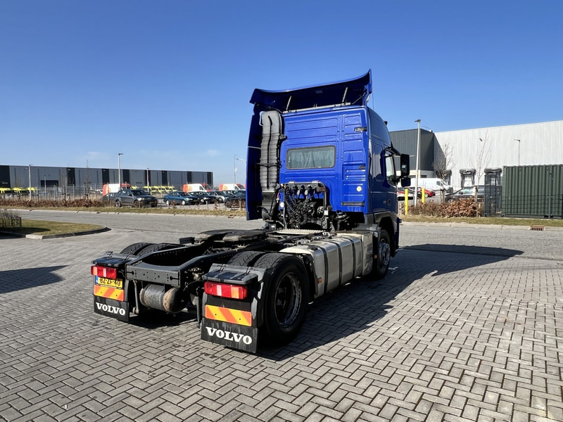 Volvo FM 370 4x2 trekker Globetrotter / Euro 5 /NEW TUV - Cabeza tractora: foto 5 Volvo FM 370 4x2 trekker Globetrotter / Euro 5 /NEW TUV - Cabeza tractora: foto 5