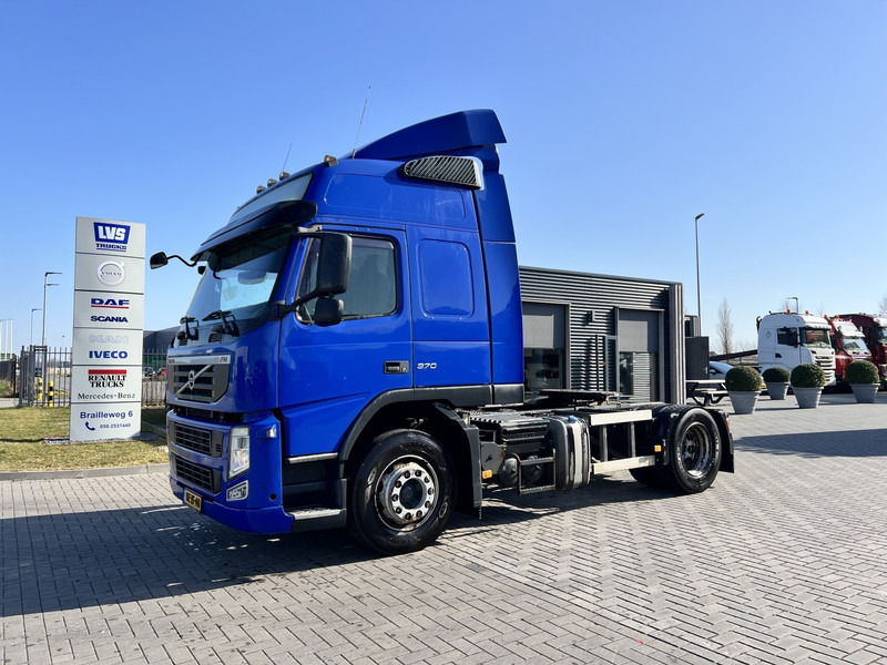 Volvo FM 370 4x2 trekker Globetrotter / Euro 5 /NEW TUV - Cabeza tractora: foto 1 Volvo FM 370 4x2 trekker Globetrotter / Euro 5 /NEW TUV - Cabeza tractora: foto 1
