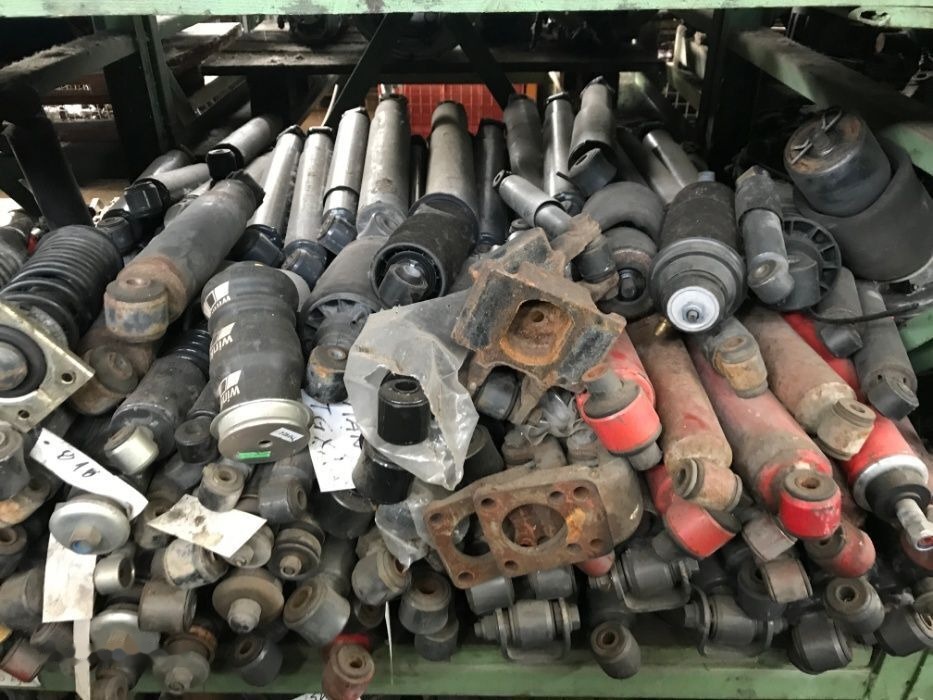 Amortizoare camion din dezmembrari - Amortiguadores para Camión: foto 4 Amortizoare camion din dezmembrari - Amortiguadores para Camión: foto 4
