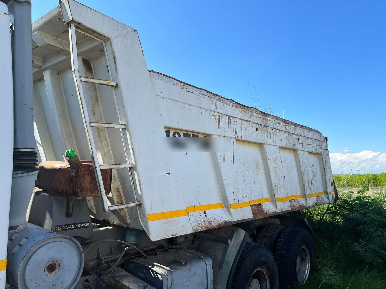 Astra BM 305 FT F1100 6X4 TRAKKER INDUSTRIAL - Camión volquete: foto 5 Astra BM 305 FT F1100 6X4 TRAKKER INDUSTRIAL - Camión volquete: foto 5