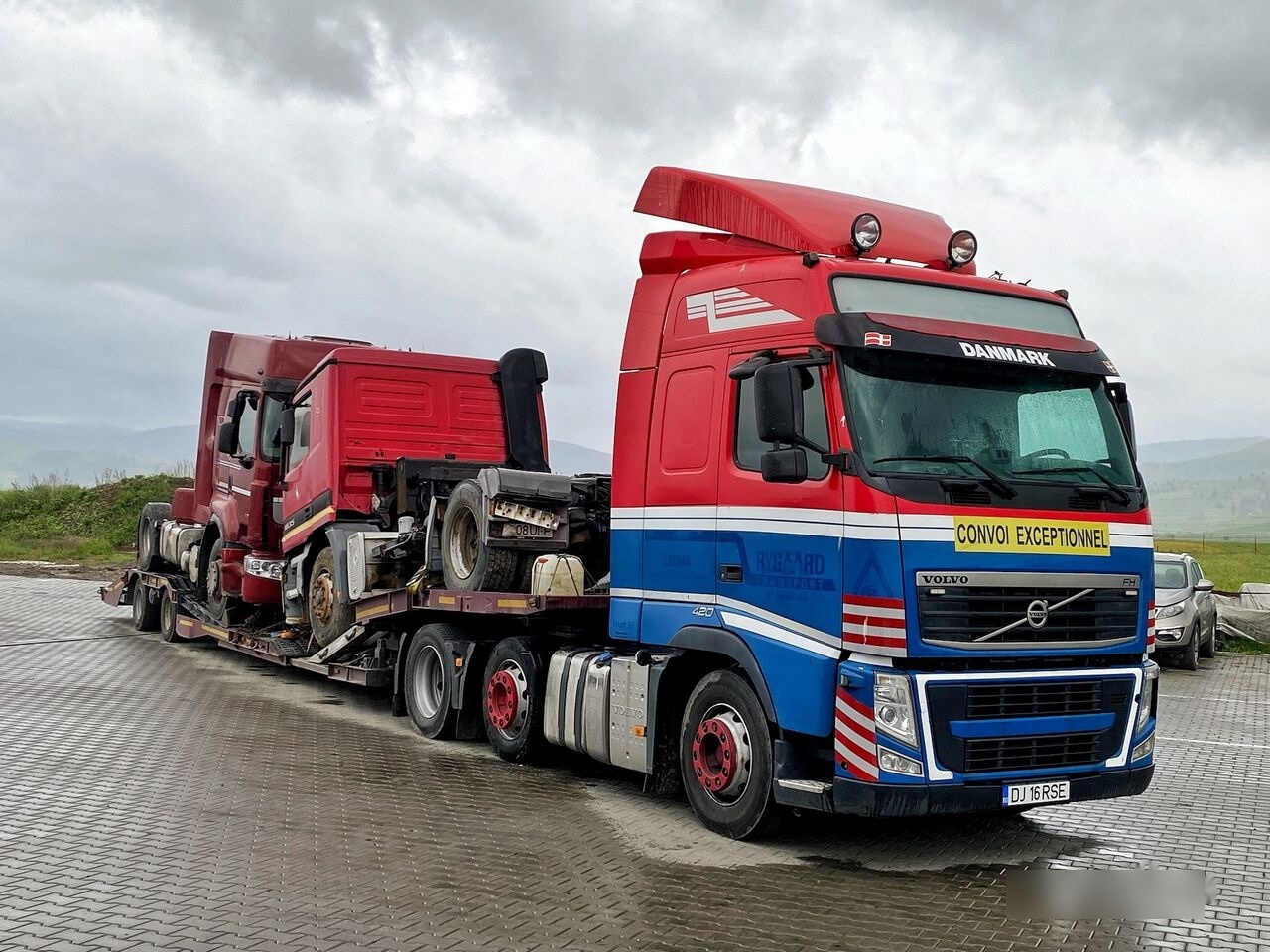 Volvo FH12 420 68T Euro 5 6x2 - Cabeza tractora: foto 1 Volvo FH12 420 68T Euro 5 6x2 - Cabeza tractora: foto 1