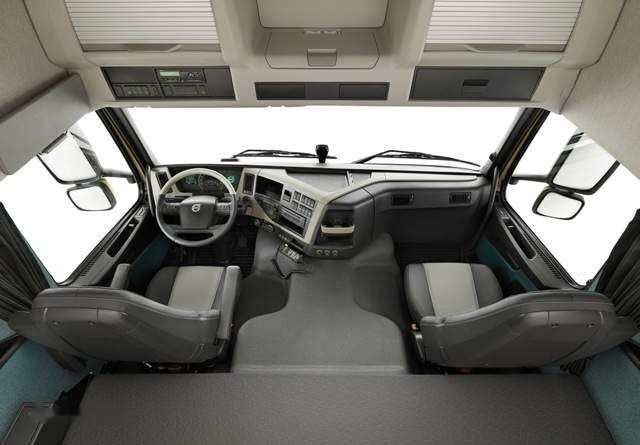 Elemente cabina interior EURO 2 3 4 5 din dezmembrar Volvo FH 12 - Carrocería y exterior para Camión: foto 1 Elemente cabina interior EURO 2 3 4 5 din dezmembrar Volvo FH 12 - Carrocería y exterior para Camión: foto 1