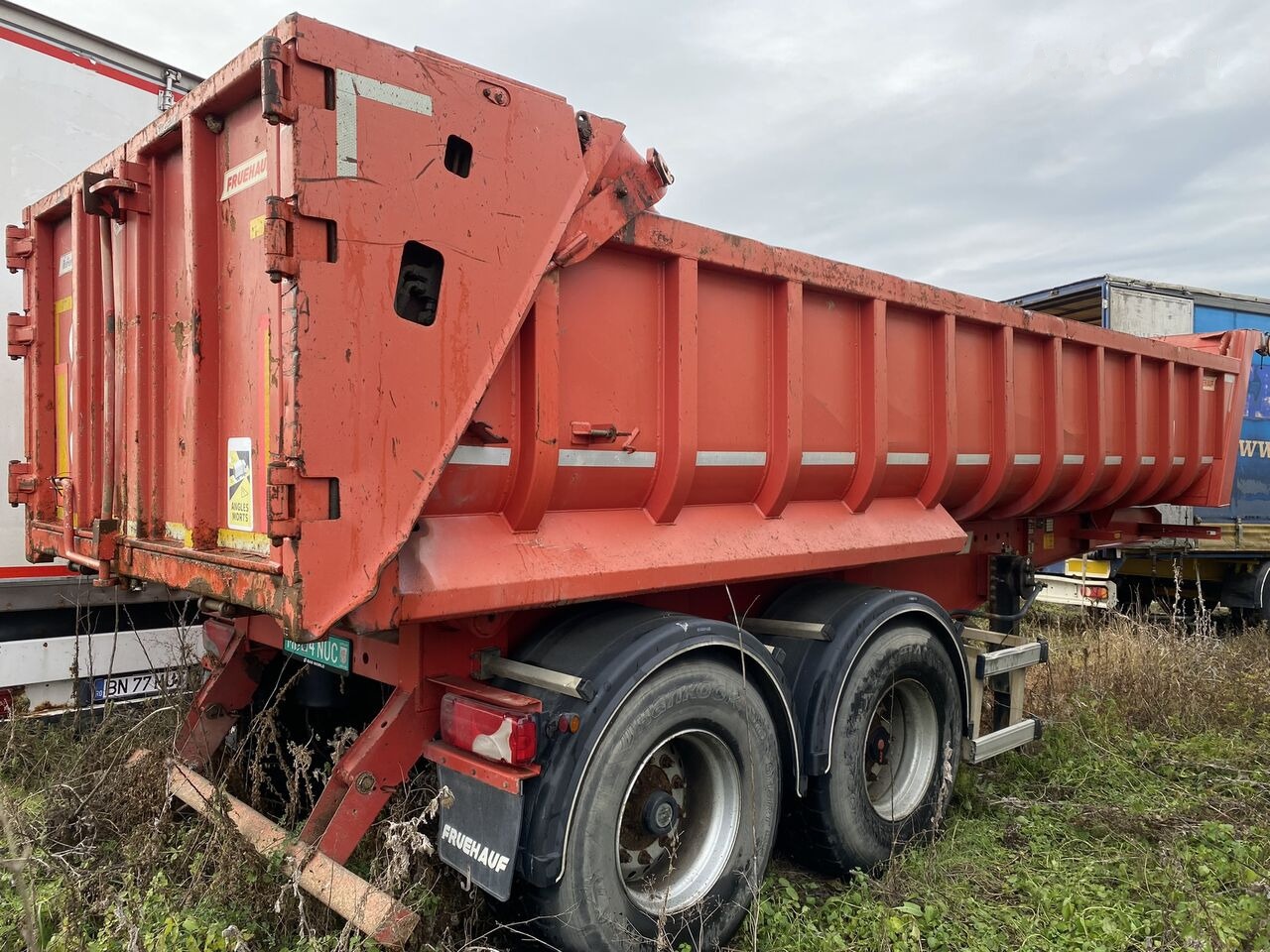 Fruehauf Semiremorca basculabila Aluminiu Agregate PV 6.28 T /// 2 PIECE - Semirremolque volquete: foto 2 Fruehauf Semiremorca basculabila Aluminiu Agregate PV 6.28 T /// 2 PIECE - Semirremolque volquete: foto 2