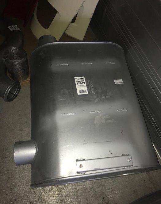 Renault DCI - Tubo de escape para Camión: foto 2 Renault DCI - Tubo de escape para Camión: foto 2