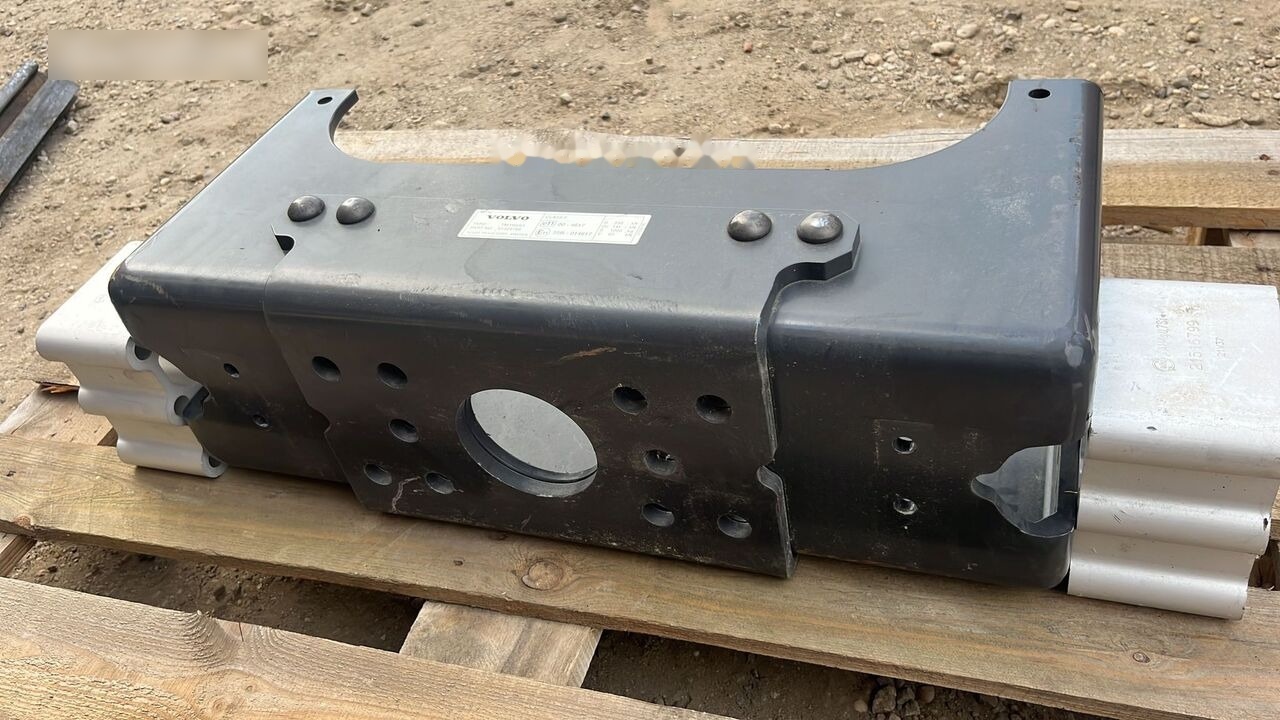 Volvo TRAVERSA type tm 190/63 CODE 21524799 truck - Quinta rueda para Camión: foto 5 Volvo TRAVERSA type tm 190/63 CODE 21524799 truck - Quinta rueda para Camión: foto 5