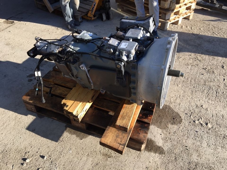 Volvo FH VT2514B   Volvo - Caja de cambios para Camión: foto 2 Volvo FH VT2514B   Volvo - Caja de cambios para Camión: foto 2