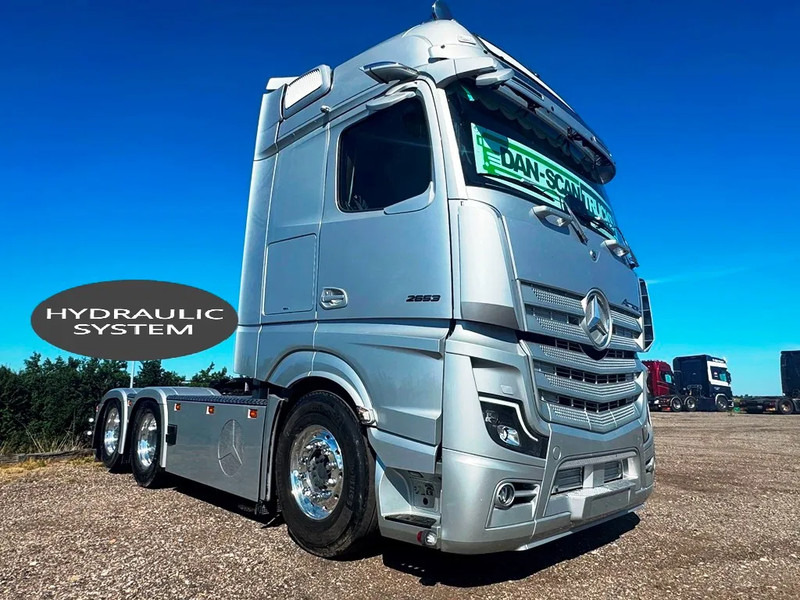 Mercedes-Benz Actros 2653 Special Interior. 6x2 3250mm weelbase. Air / Air suspension. hydr. syatem. Invertor. Micro wave. - Cabeza tractora: foto 2 Mercedes-Benz Actros 2653 Special Interior. 6x2 3250mm weelbase. Air / Air suspension. hydr. syatem. Invertor. Micro wave. - Cabeza tractora: foto 2