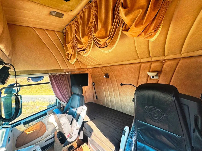 Leasing de Scania R620-V8 Special Interior. hydr. system. Air / Air suspension Scania R620-V8 Special Interior. hydr. system. Air / Air suspension: foto 12