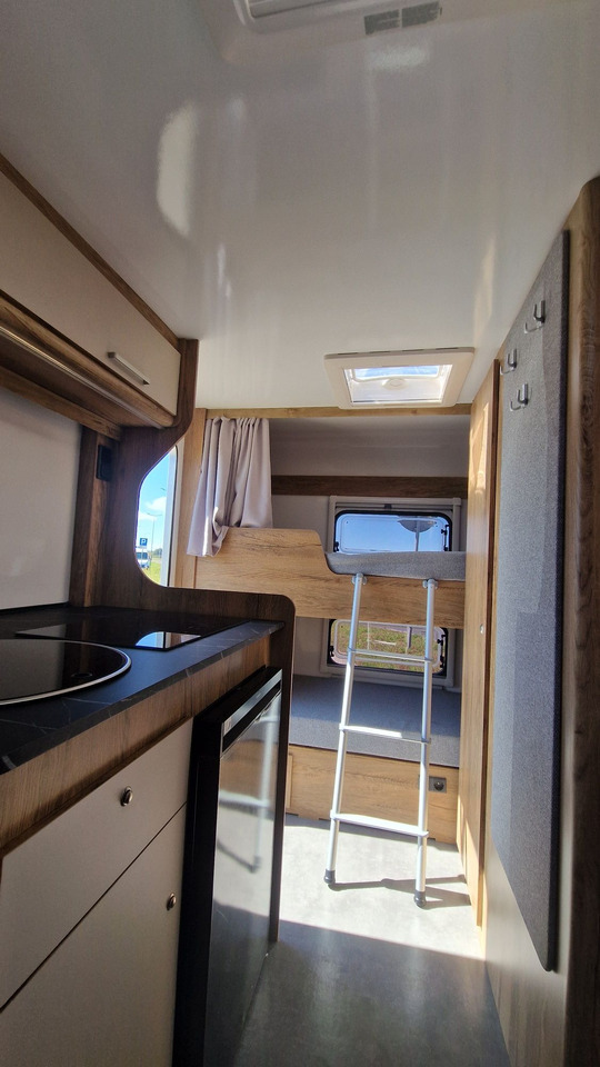 Nowa Przyczepa Kempingowa N-CROSS 2025 bogate wypos. Mega Oferta wyprz - Remolque de coche: foto 3 Nowa Przyczepa Kempingowa N-CROSS 2025 bogate wypos. Mega Oferta wyprz - Remolque de coche: foto 3