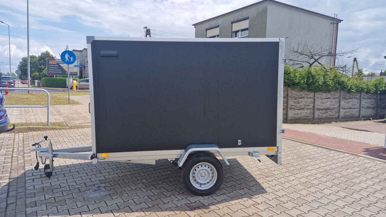 Przyczepa Kontener Furgon Zamykana 250/ 150 /150 - Remolque de coche: foto 2 Przyczepa Kontener Furgon Zamykana 250/ 150 /150 - Remolque de coche: foto 2