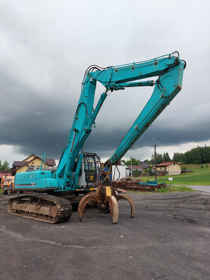 KOBELCO SK220 - Manipulador de materiales: foto 1 KOBELCO SK220 - Manipulador de materiales: foto 1