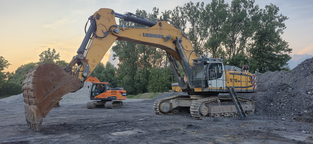 LIEBHERR R976 HD - Excavadora de cadenas: foto 1 LIEBHERR R976 HD - Excavadora de cadenas: foto 1