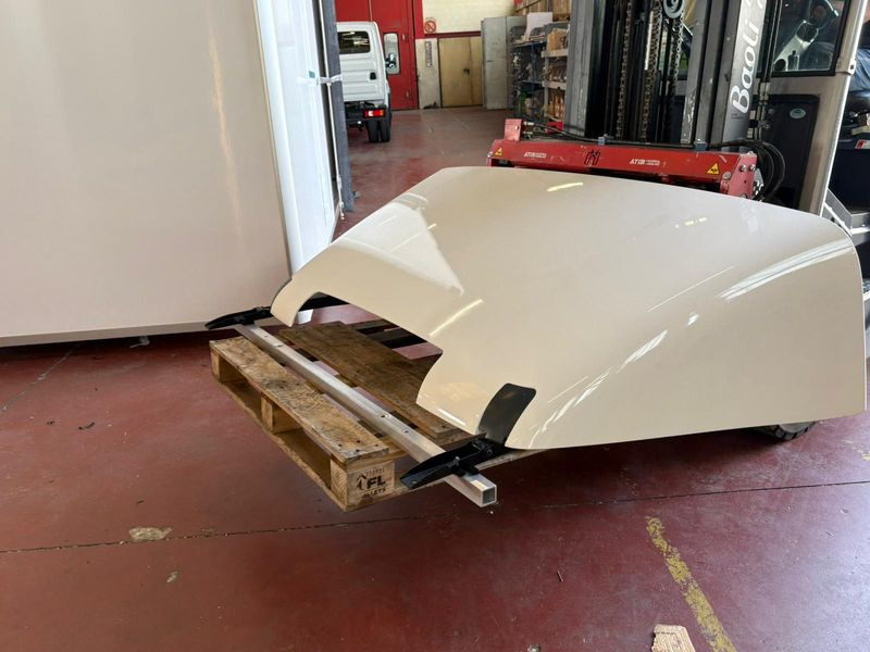 Camión caja cerrada CUBO CON PEDANA 4x2 250hp MAN TGL 12.250 4x2 BL CH: foto 12