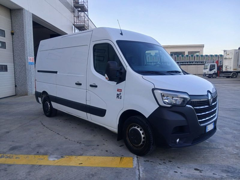Renault Master Furgone red edition 2021 - Furgón: foto 2 Renault Master Furgone red edition 2021 - Furgón: foto 2