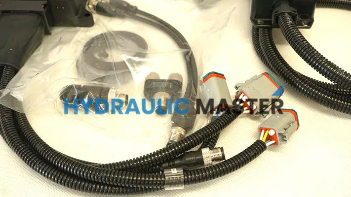 Mini joystick Otto set with STU i + 6 Proportional Double Way + 2x On/Off Forres - Maquinaria forestal: foto 4 Mini joystick Otto set with STU i + 6 Proportional Double Way + 2x On/Off Forres - Maquinaria forestal: foto 4