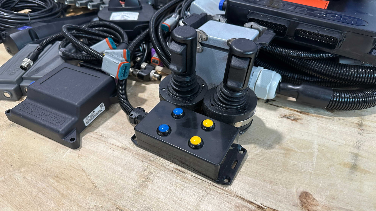 Set Scanreco RC400 with Walvoil DPX100 Fassi, Effer, Atlas, Manitou - Remolque forestal: foto 5 Set Scanreco RC400 with Walvoil DPX100 Fassi, Effer, Atlas, Manitou - Remolque forestal: foto 5