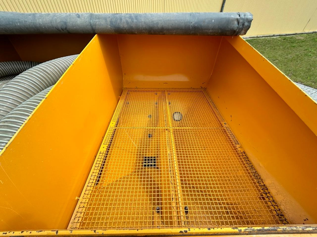 Esparcidor de fertilizantes AGRISEM DSF 1600 FRONTTANK: foto 7 Esparcidor de fertilizantes AGRISEM DSF 1600 FRONTTANK: foto 7