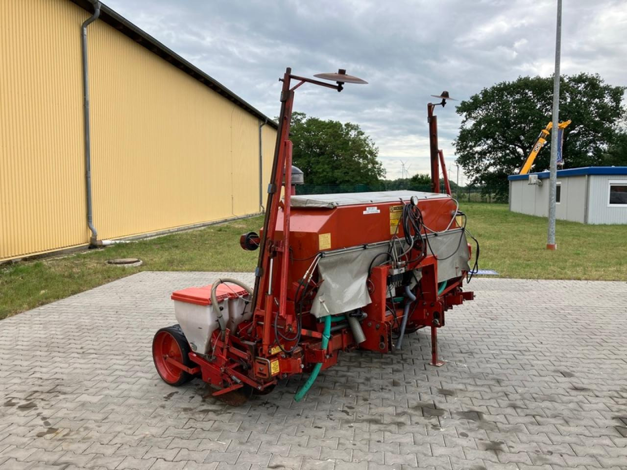 Becker AEROMAT T - Sembradora de precisión: foto 4 Becker AEROMAT T - Sembradora de precisión: foto 4