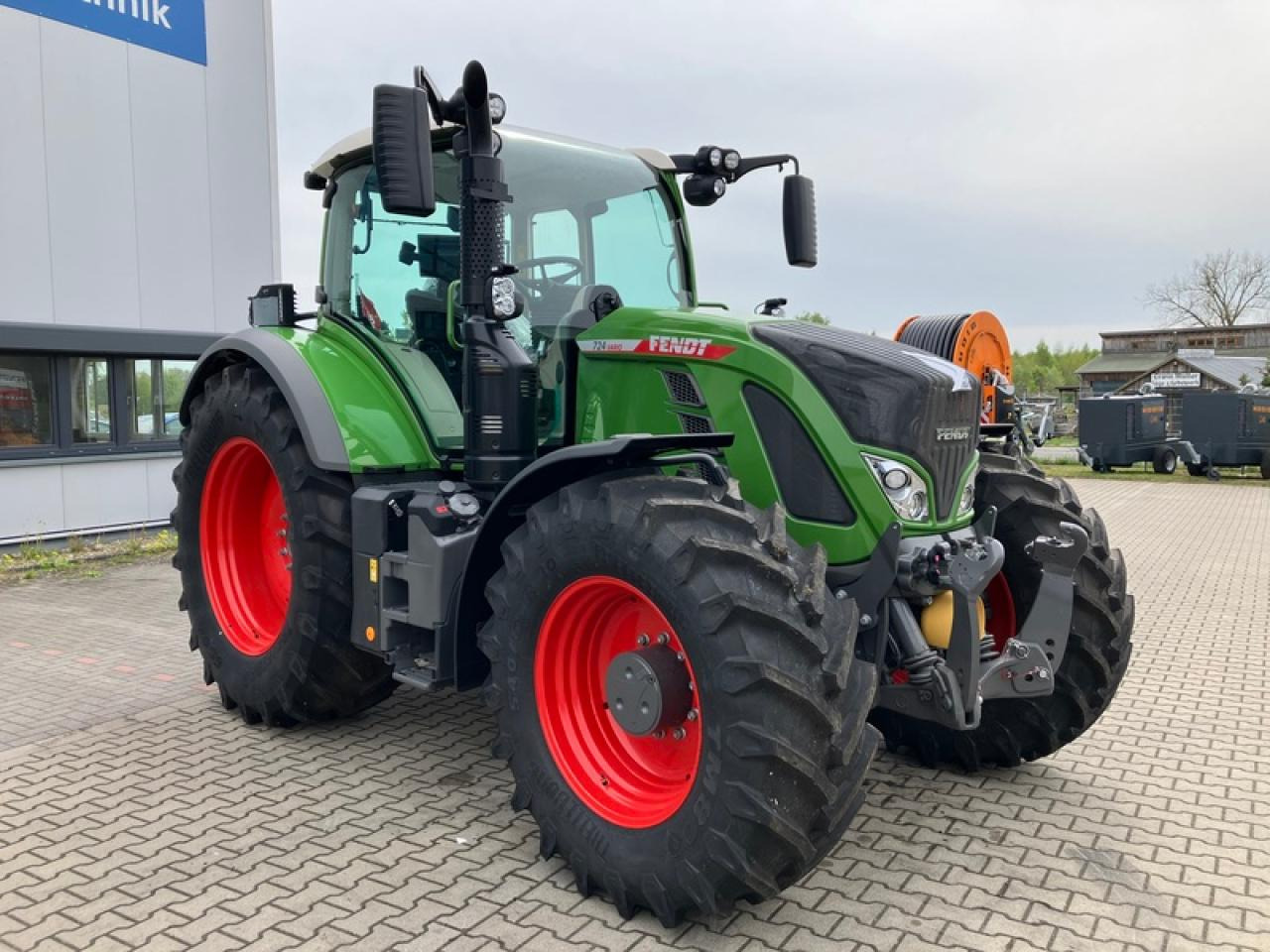 Fendt VARIO 724 GEN 6 PROFI PLUS SET 2 - Tractor: foto 4 Fendt VARIO 724 GEN 6 PROFI PLUS SET 2 - Tractor: foto 4