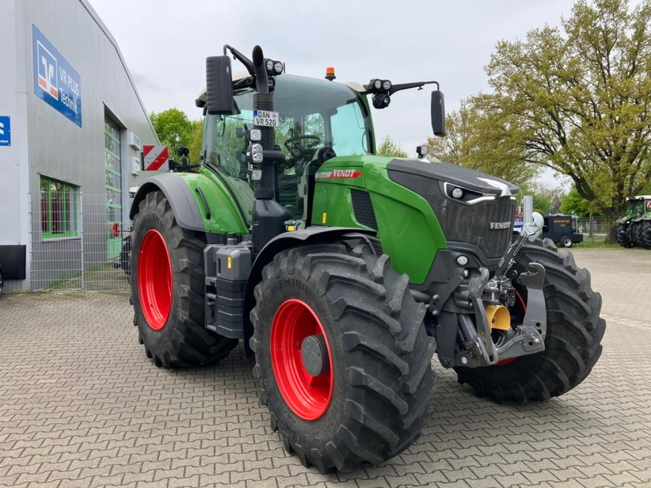 Fendt VARIO 728 POWER PLUS SET 2 - Tractor: foto 4 Fendt VARIO 728 POWER PLUS SET 2 - Tractor: foto 4