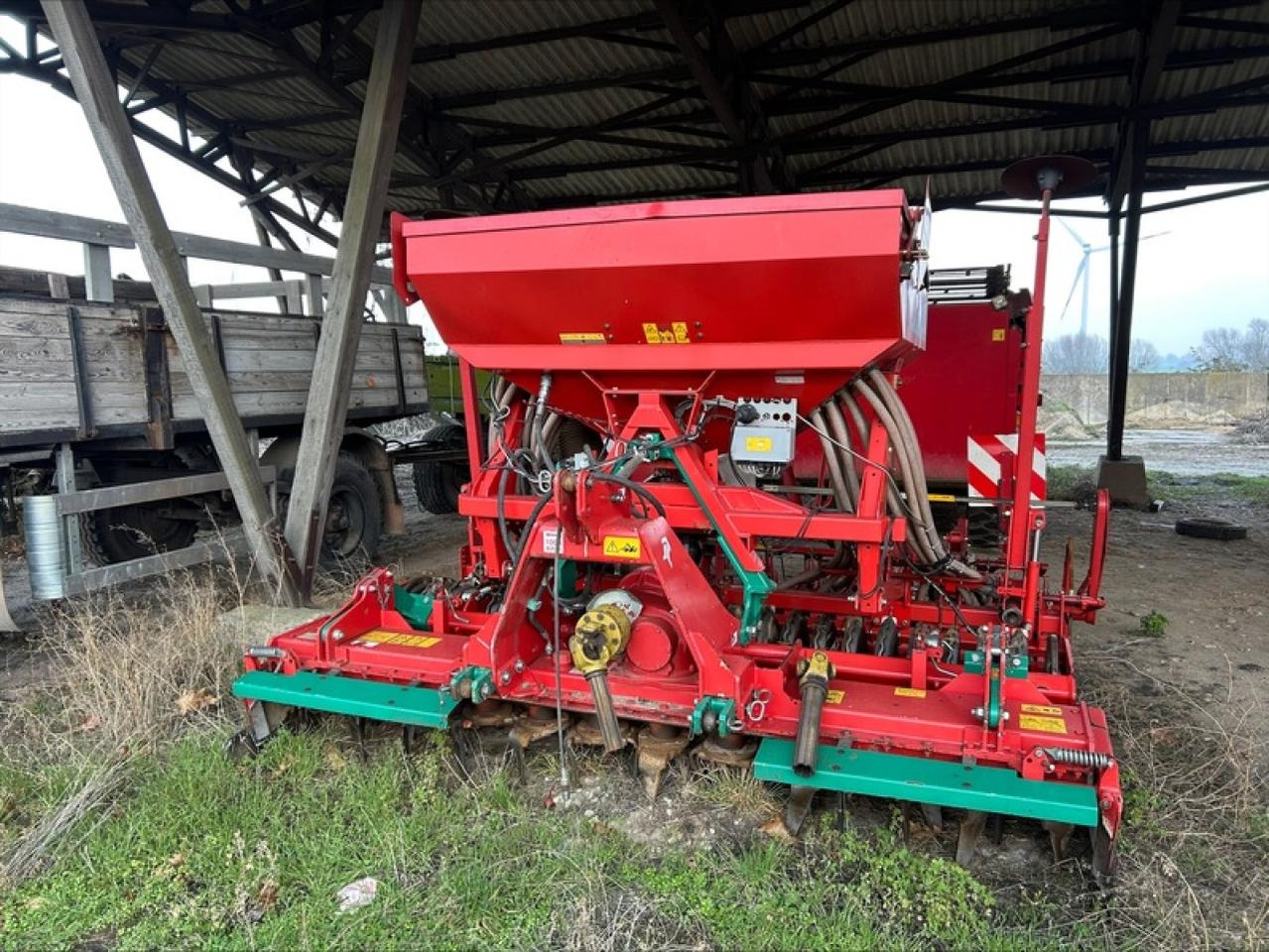 Kverneland ACCORD S-DRILL // NG-H 101 - Sembradora: foto 1 Kverneland ACCORD S-DRILL // NG-H 101 - Sembradora: foto 1