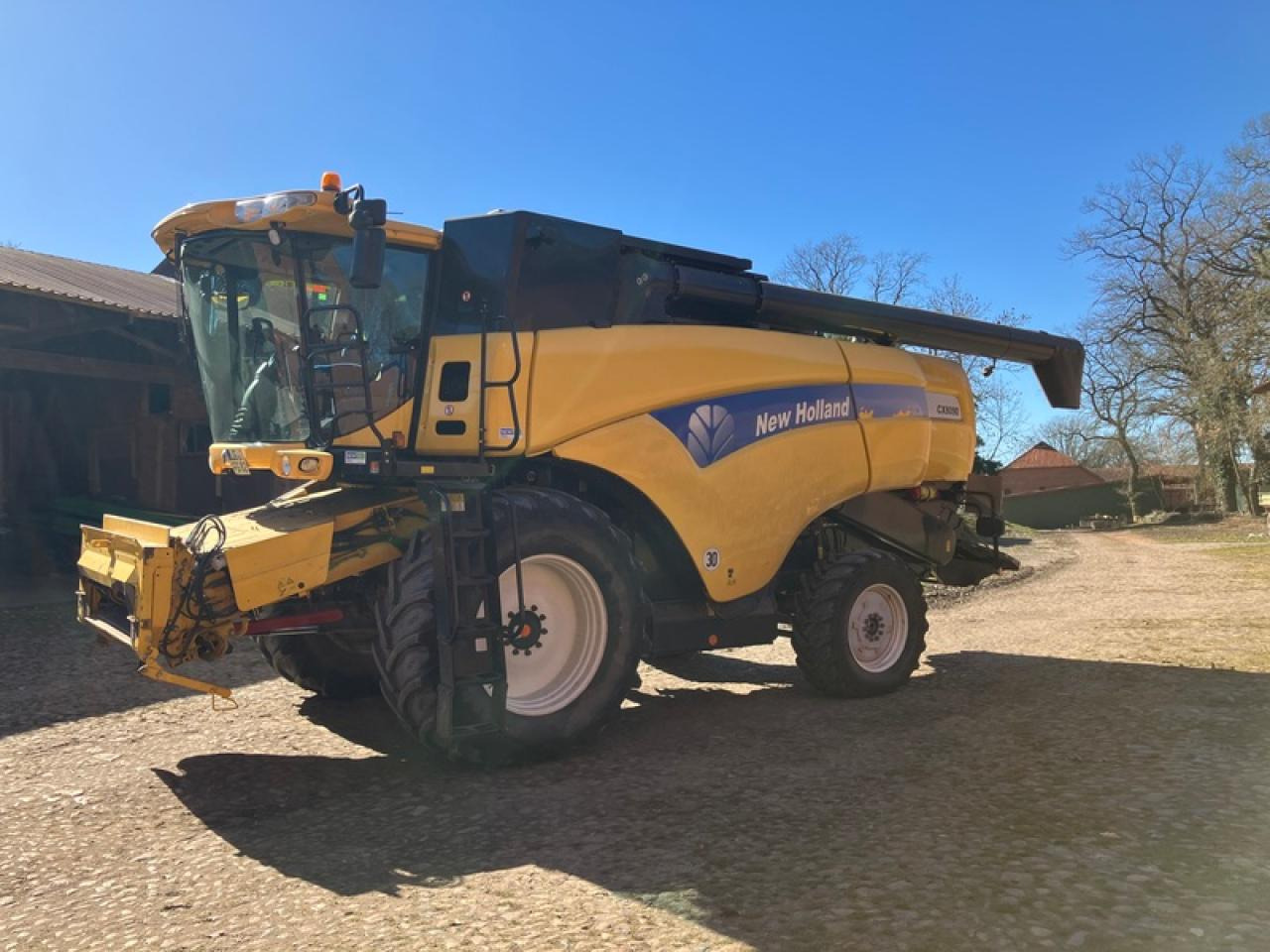 New Holland CX 8090 ALLRAD SIEBKASTENAUSGLEICH - Cosechadora de granos: foto 3 New Holland CX 8090 ALLRAD SIEBKASTENAUSGLEICH - Cosechadora de granos: foto 3
