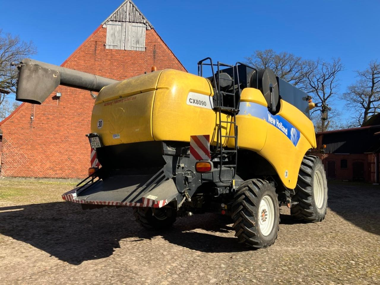 New Holland CX 8090 ALLRAD SIEBKASTENAUSGLEICH - Cosechadora de granos: foto 4 New Holland CX 8090 ALLRAD SIEBKASTENAUSGLEICH - Cosechadora de granos: foto 4