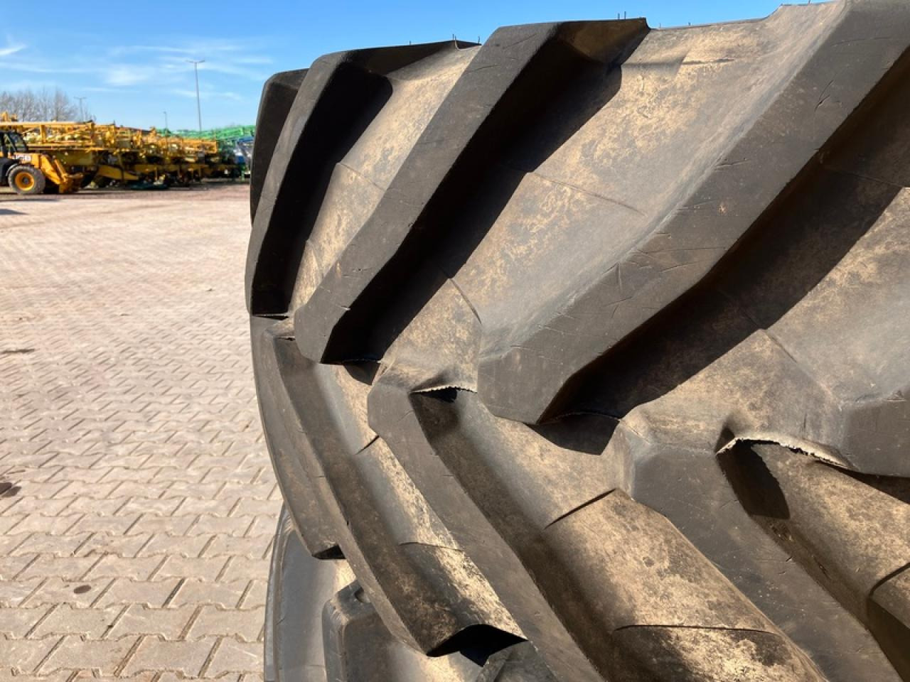 Trelleborg 600/65 R28 // 710/70 R38 - Neumático: foto 5 Trelleborg 600/65 R28 // 710/70 R38 - Neumático: foto 5