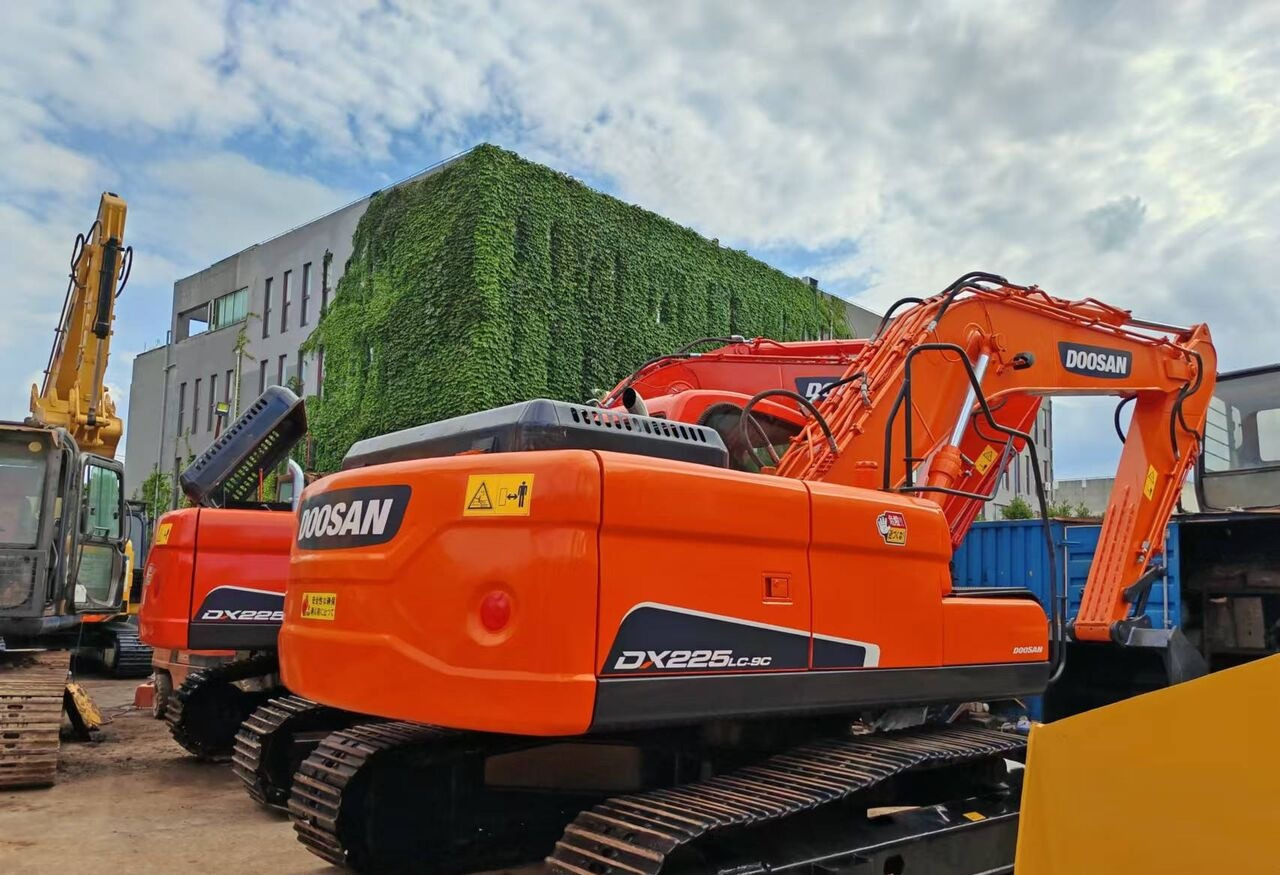 Doosan DX225LC - Excavadora de cadenas: foto 4 Doosan DX225LC - Excavadora de cadenas: foto 4