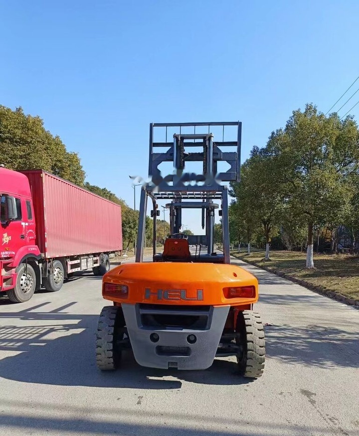 Heli h2000 5t 30 50 70 100 - Carretilla elevadora diésel: foto 3 Heli h2000 5t 30 50 70 100 - Carretilla elevadora diésel: foto 3