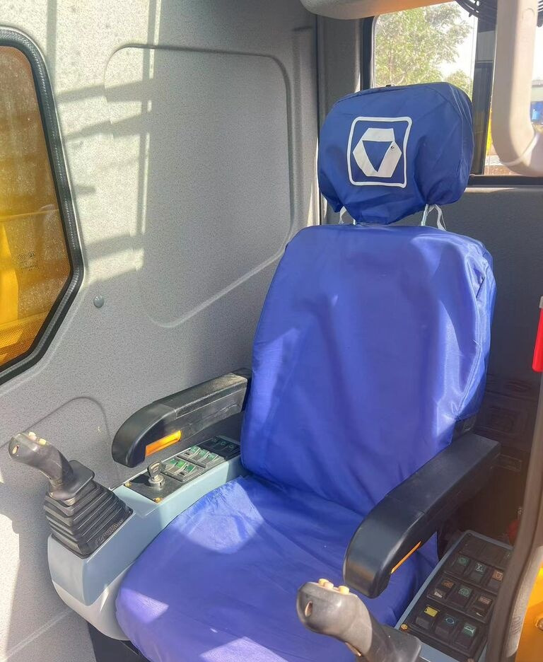 XCMG XCT25 QY25K5D 25ton 50ton 70ton 100ton 130 ton - Autogrúa: foto 4 XCMG XCT25 QY25K5D 25ton 50ton 70ton 100ton 130 ton - Autogrúa: foto 4