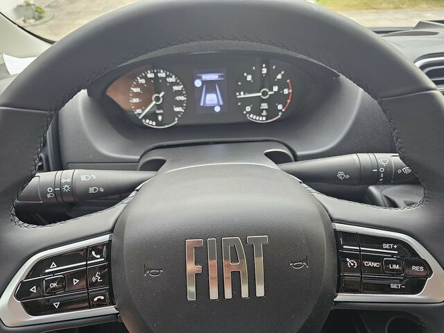 Furgón nuevo FIAT Ducato 35 140 Serie10-9.2 L2H1 Premium Kabine...: foto 6