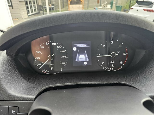 Furgón nuevo FIAT Ducato 35 140 Serie10-9.2 L2H1 Premium Kabine...: foto 9