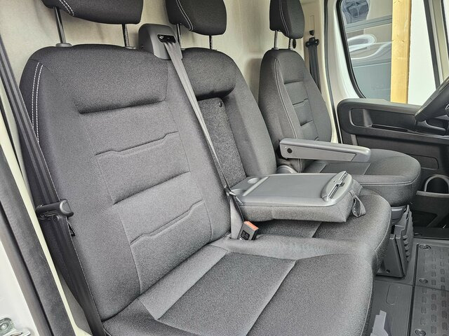 Furgón nuevo FIAT Ducato 35 140 Serie10-9.2 L2H1 Premium Kabine...: foto 22