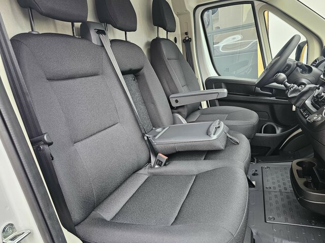 Furgón FIAT Ducato 35 140 Serie10-9.2 Modell 25 L2H1 sofort...: foto 16 Furgón FIAT Ducato 35 140 Serie10-9.2 Modell 25 L2H1 sofort...: foto 16